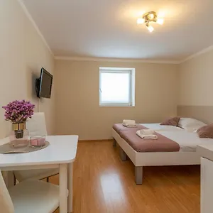 Apartamento Leonarda Trogir