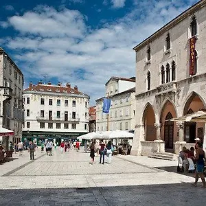 Maison d'hôtes Main Square, Split