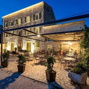 Pensión Relais And Wine San Tommaso (adults Only) Bale